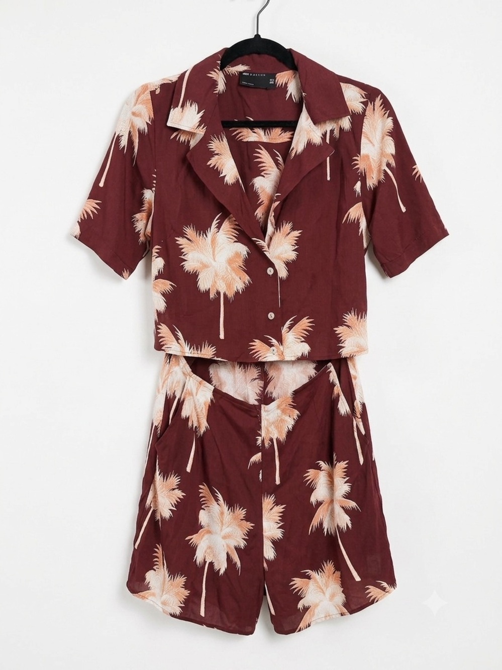 ASOS Burgundy Tropical Print High-Waist Shorts Romper Size 8 - Picture 3 of 5